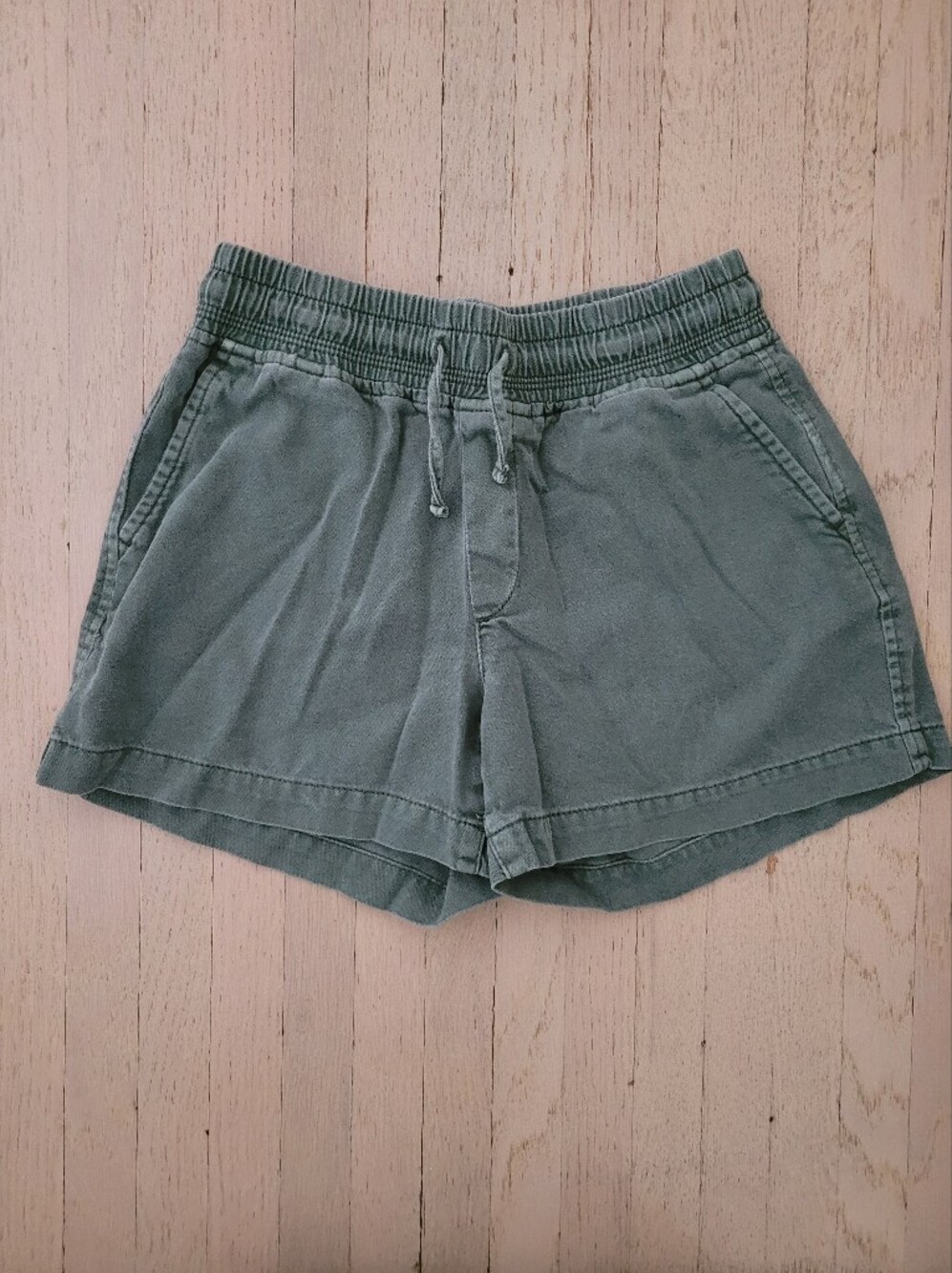 GAP girls's Drawstring Casual Shorts - Olive